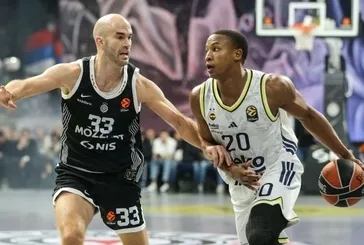 Olympiakos - Fenerbahçe Beko maçı ertelendi!