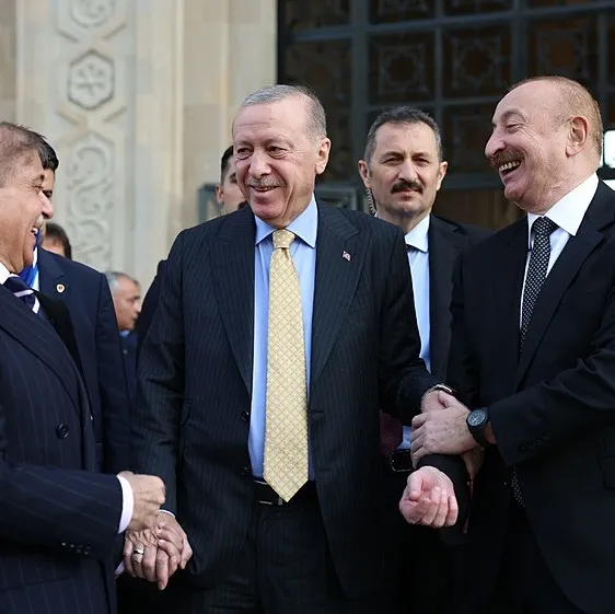 Karabağ zaferi 30 yıllık yangını söndürdü