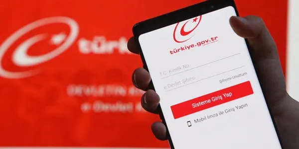 dolandiricilar-e-devlet-sifresini-calip-dublor-kullanarak-arsa-satmaya-calisirken-yakalandi-1637927392534.jpg Dolandırıcılar, e-Devlet şifresini çalıp dublör kullanarak arsa satmaya çalışırken yakalandı-4