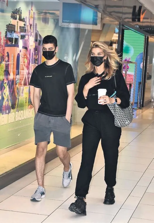 Seren Serengil, safra kesesi ameliyatı öncesi herkese seslendi-2