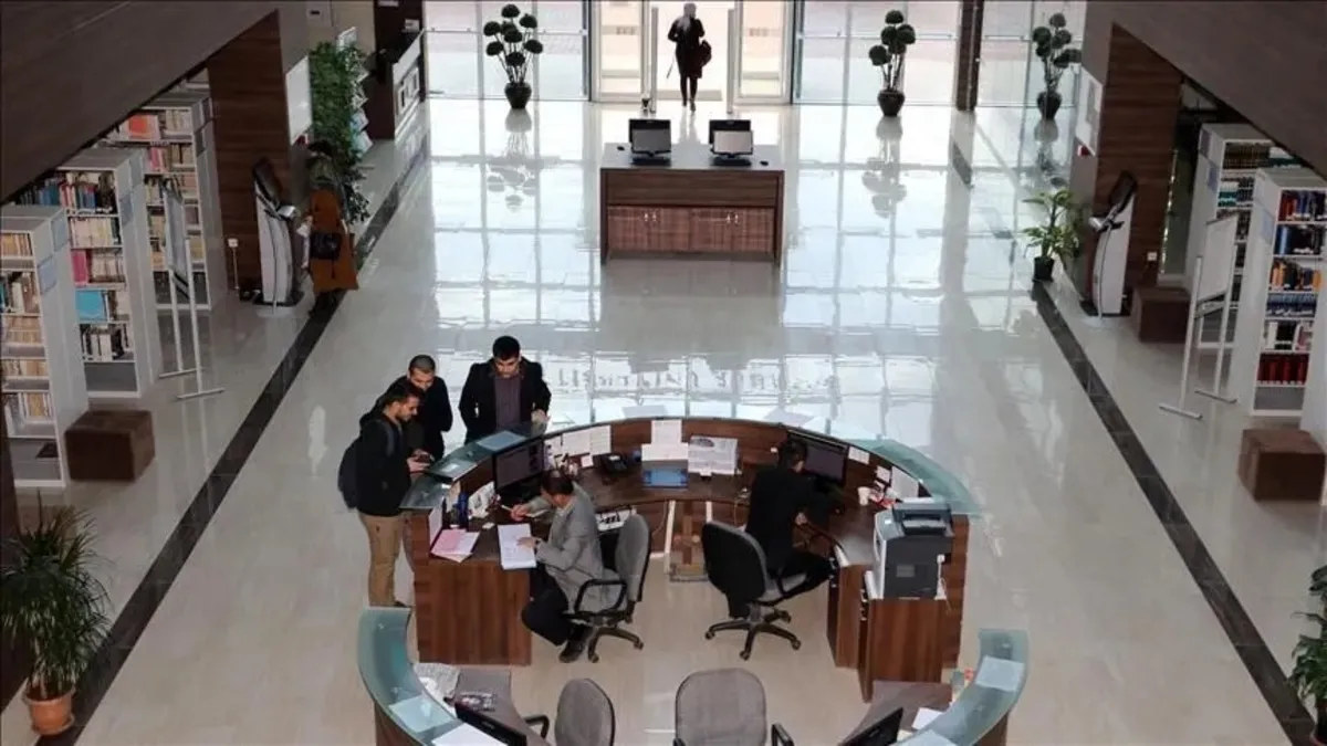 Vakıf üniversitesinde okuyan öğrenciler dikkat: Zam sınırı belli oldu
