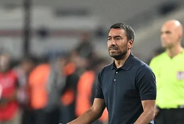 Spor yazarlarından sert yorum! Hoca değil