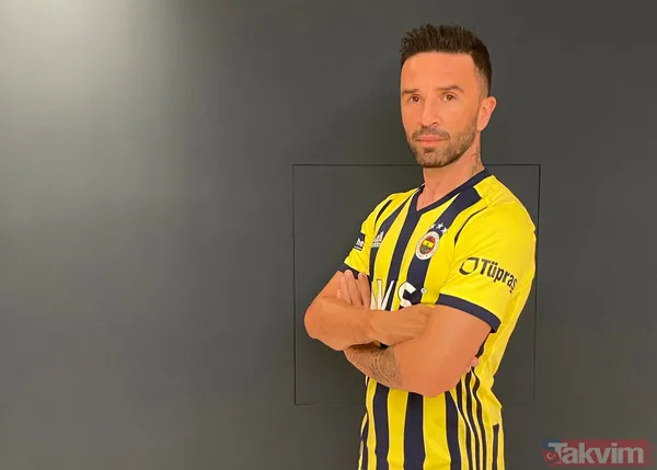 Beşiktaş'tan Fenerbahçe'ye transferiyle olay yaratan Gökhan Gönül bu gerçekle şoke etti! Meğer... - 2
