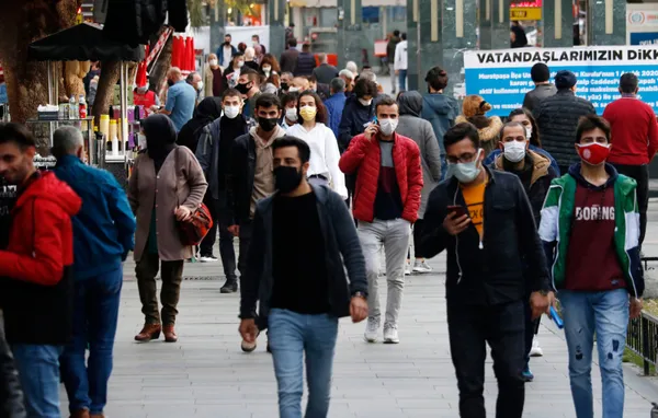 vaka-oraninin-iki-katina-ciktigi-yogun-bakim-doluluk-oraninin-yuzde-71den-fazla-oldugu-antalyada-ek-tedbirler-alindi-1607927974978.jpg Vaka oranının iki katına çıktığı yoğun bakım doluluk oranının yüzde 71'den fazla olduğu Antalya'da ek tedbirler alındı-9