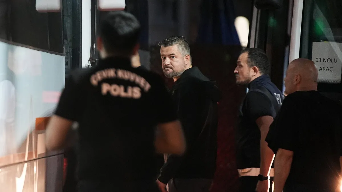 Rüşvet skandalı sonrası Buca'da koltuk kavgası: CHP'de aday 