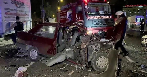 İstanbul, Arnavutköy’de kan donduran kaza! 2 kişi hayatını kaybetti, 7 kişi ağır yaralandı