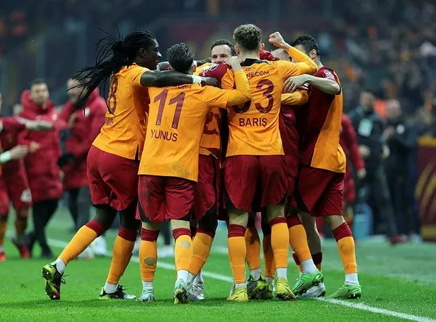 aslan-icardi-ile-guldu-galatasaray-sahasinda-karsilastigi-umraniyesporu-3-2lik-skorla-maglup-etti-1675279370547.jpeg