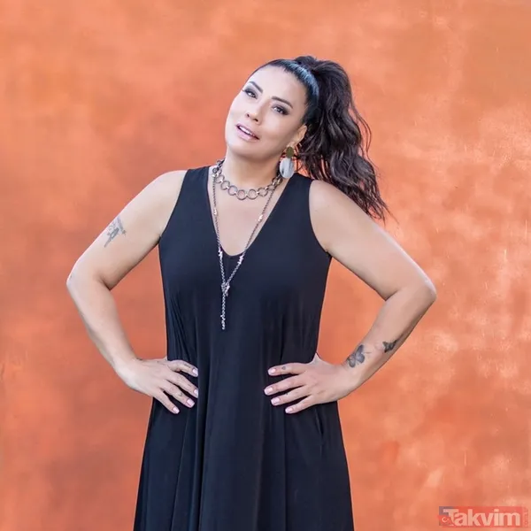 Demet Akalın ile Işın Karaca kanlı bıçaklı oldu birbirine girdi - 12