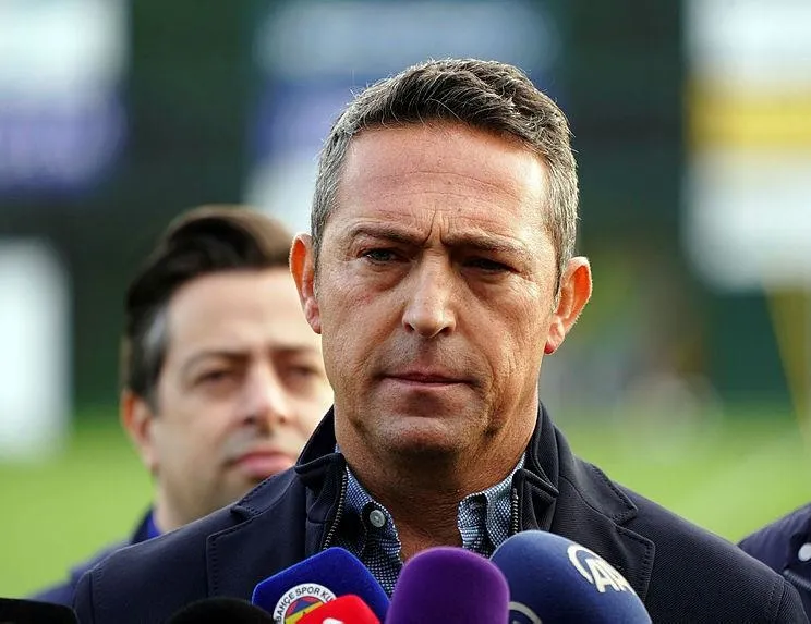 Başkan Ali Koç’a Covid-19 şoku