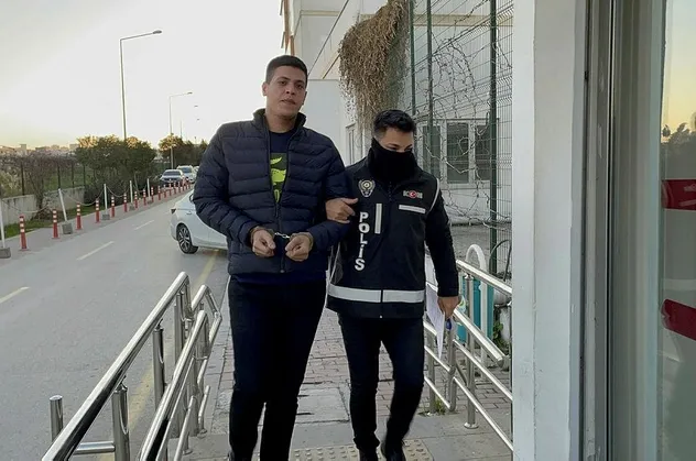 Adana'da tefecilere operasyon! Çok sayıda gözaltı var