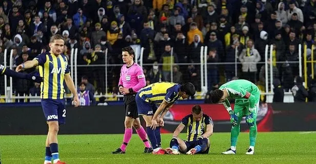 Fenerbahçe’de Attila Szalai’nin sağ diz iç yan bağında zorlanma tespit edildi