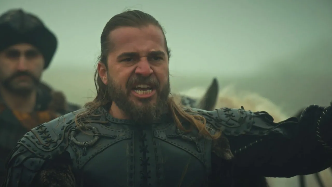 Engin Altan Düzyatan Diriliş Ertuğrul'dan ayrılıyor!