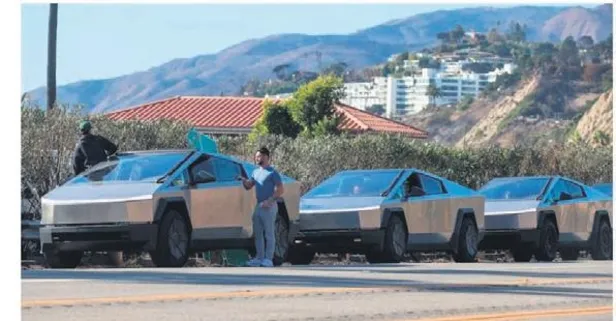 Elon Musk'tan yangın bölgesine destek: Cybertruck'lar gönderdi