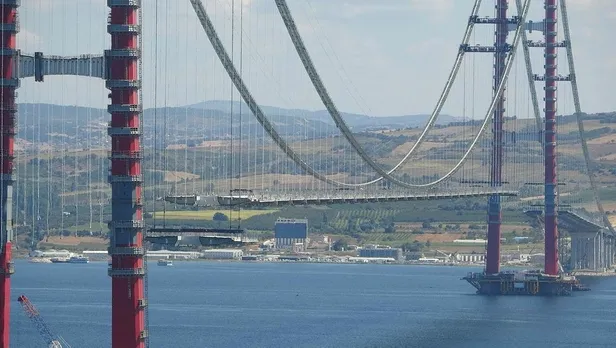 Ulaştırma ve Altyapı Bakanı Karaismailoğlu’ndan 1915 Çanakkale Köprüsü paylaşımı
