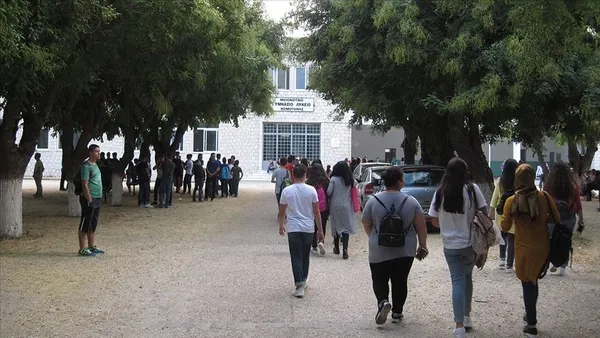 yunanistan-egitim-bakanligi-bati-trakyada-12-turk-azinlik-okulu-daha-kapatti-turkiyeden-sert-tepki-geldi-1627906555342.jpg Yunanistan Eğitim Bakanlığı Batı Trakya'da 12 Türk azınlık okulu daha kapattı! Türkiye'den sert tepki geldi-4