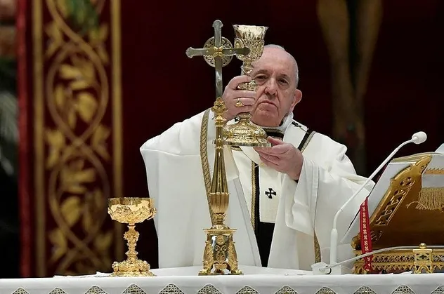Katoliklerin ruhani lideri Papa Francis’e 3 kurşunlu mektup! Polis el koydu soruşturma başladı