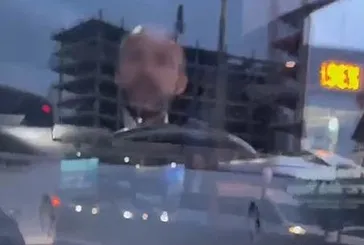 İETT şoförü trafikte terör estirdi! Araca çarpıp sürücüyü ezmeye çalıştı