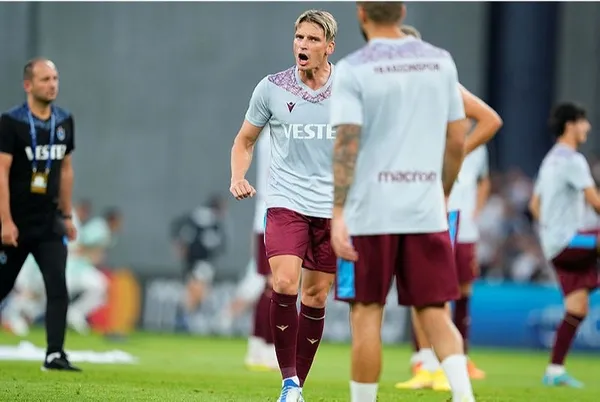 son-dakika-trabzonspor-danimarkada-maglup-1660683617665.jpg Son dakika: Trabzonspor Danimarka'da mağlup!-6