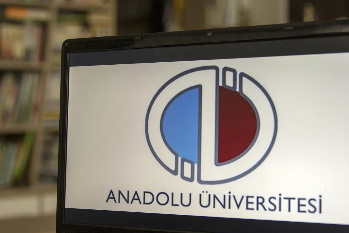 aof-final-sinavlari-ne-zaman-2025-2026-bahar-donemi-tarihleri-aciklandi-1777462321337.jpg AÖF final sınavları ne zaman başlayacak? 2026 yaz okulu sınav takvimi-3