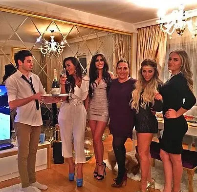 Ceren Hindistan kızı Arya için açılan davayı kaybetti! Böbreğinde tümör tespit edilen kızının tedavisini reddetmişti-8