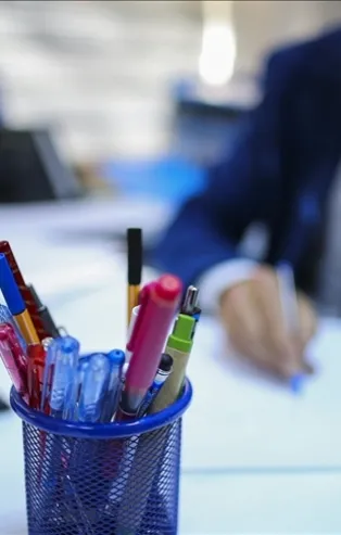 Bunu yapan tazminatsız kovulur! Yargıtay'dan emsal karar! İş yeri telefonunuz varsa dikkat