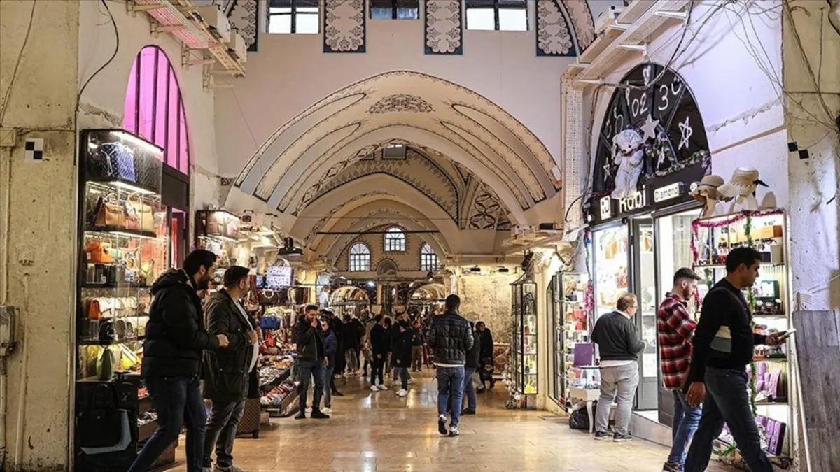 Kapalıçarşı’da 1.2 milyarlık kaçakçılık operasyonu