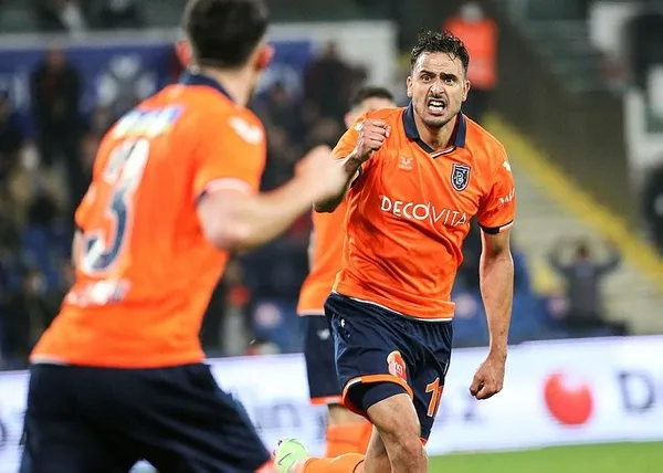 Medipol Başakşehir evinde Adana Demirspor'u 2-1 yendi-2