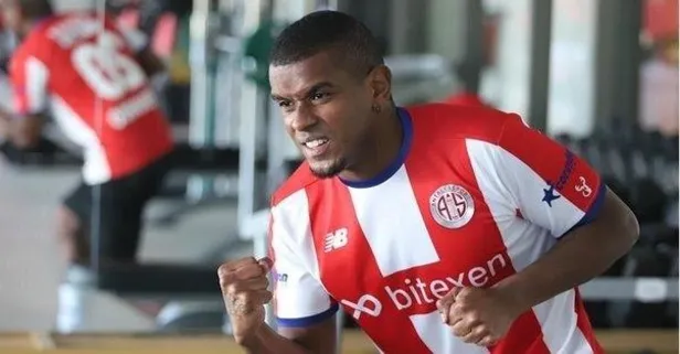 Fenerbahçe Antalya'nın süper sambacısı Fernando için devreye girdi