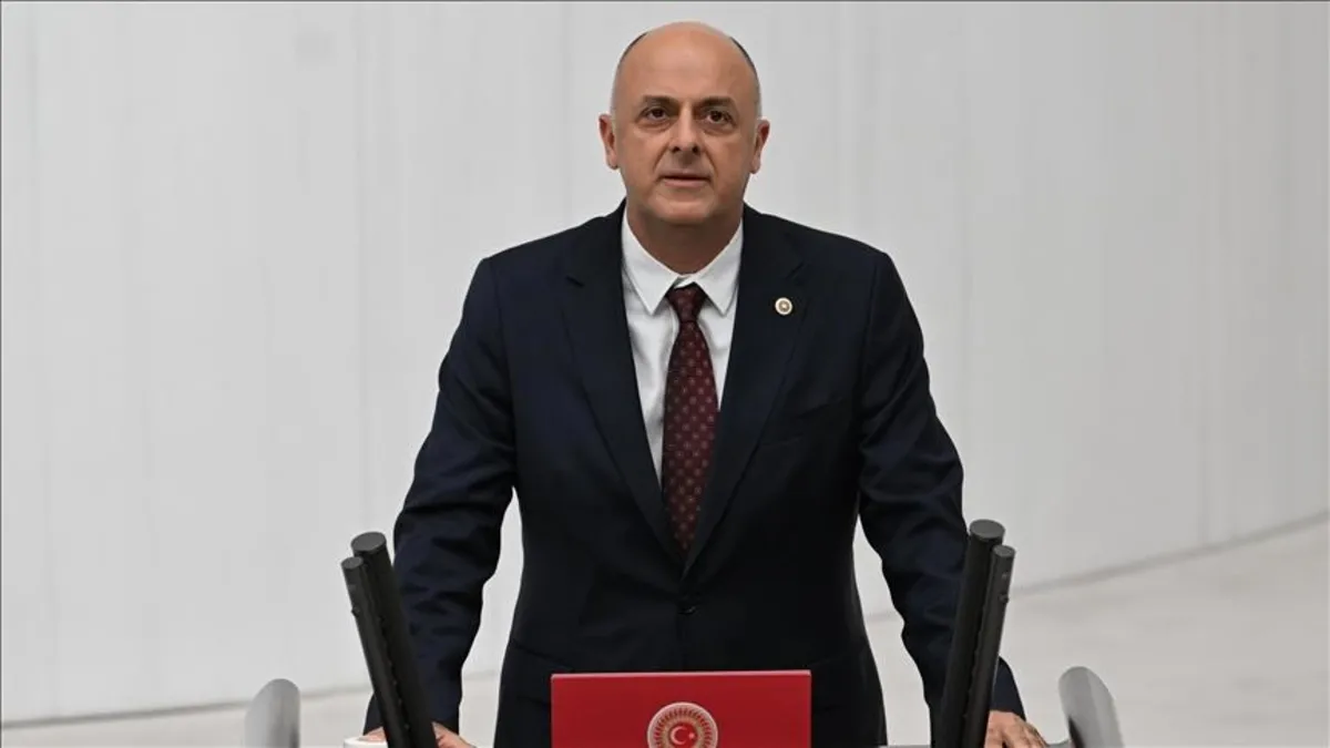 Ümit Özlale İyi Parti'den istifa etti