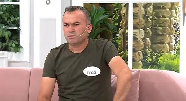 esra-erolda-buyuk-yuzlesme-karim-internetten-tanistigi-kadinla-kacti-diyen-ferdi-simsek-esiyle-karsi-karsiya-1621524365364.jpg Esra Erol’da büyük yüzleşme! 'Karım internetten tanıştığı kadınla kaçtı' diyen Ferdi Şimşek eşiyle karşı karşıya-7