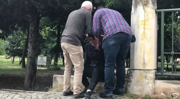 SON DAKİKA: Kağıthane’de vahşet! Bir esnaf aracında ölü bulundu: Haberi alan oğlu sinir krizi geçirdi-5