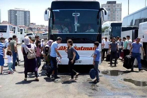 15 Temmuz Demokrasi Otogarı'nda gidiş yoğunluğu devam ediyor-2