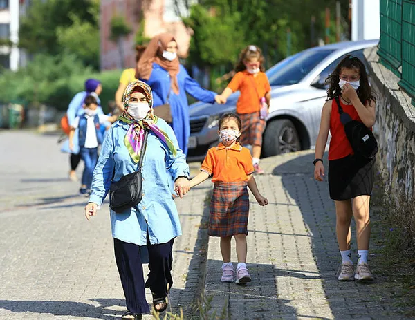 Son dakika: Milli Eğitim Bakanlığı yeni öğretim yılı takvimini açıkladı! Karneler ne zaman verilecek?-10