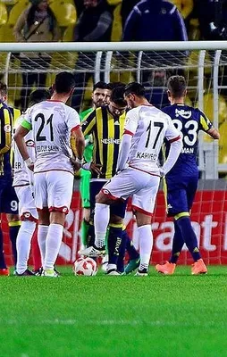 F.Bahçe'ye Ümit Özat çelmesi