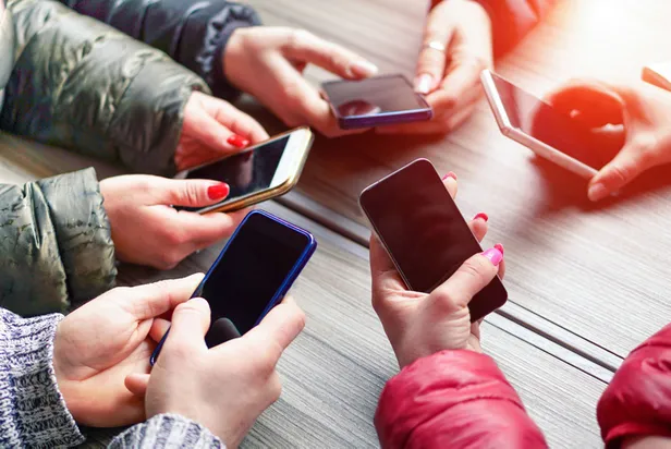 2023-telefon-taksitleri-ne-kadar-oldu-cep-telefonu-alimlarinda-taksitlendirme-kac-ay-12-bin-tl-altinda-ve-uzer-1672984570581.jpg 2023 telefon taksitleri ne kadar oldu? Cep telefonu alımlarında taksitlendirme kaç ay? 12 bin TL altında ve üzerinde olan telefonlar hangileri?-5