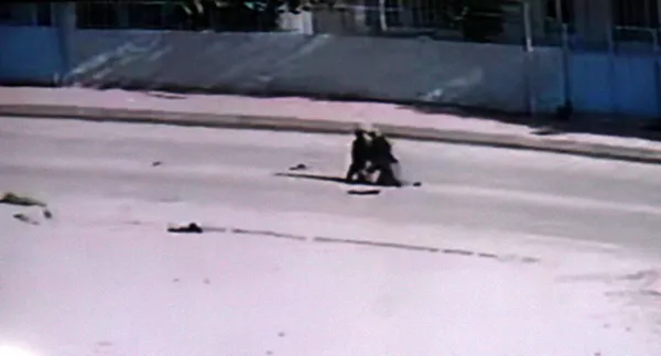 son-dakika-haberi-soka-girdi-gozyaslarini-tutamadi-1609401526332.jpg Son dakika haberi... Şoka girdi! Gözyaşlarını tutamadı-6