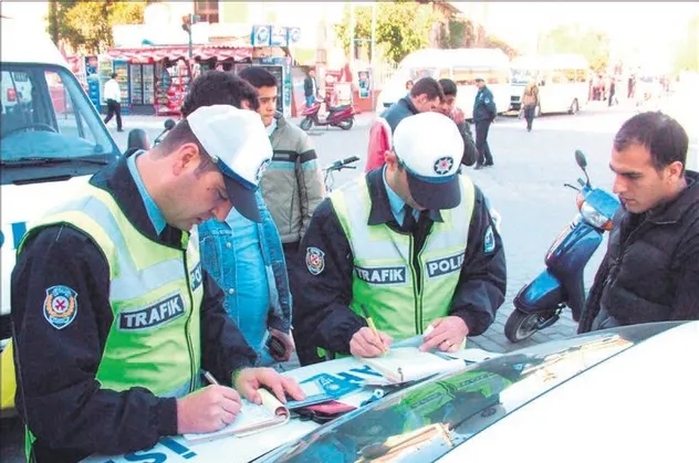 Trafik cezalarına çifte indirim! Yİ-ÜFE tutarının yüzde 90’ı silinecek...