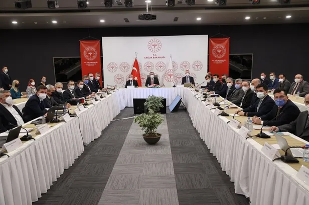 saglik-bakani-fahrettin-kocadan-istanbul-icin-onemli-aciklama-60-yas-ve-uzerini-uyardi-1644249900004.jpeg Sağlık Bakanı Fahrettin Koca'dan İstanbul için önemli açıklama! 60 yaş ve üzerini uyardı-2