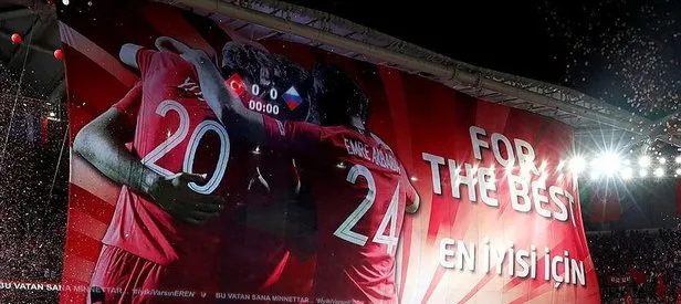 Milli maçta muhteşem koreografi!