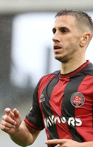 Fenerbahçe yönetimi 4 yılda santrfor hattına servet yatırdı ama istediği verimi alamadı!