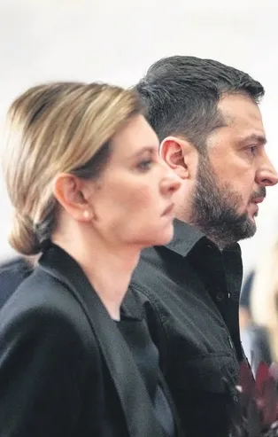 Ukrayna lideri Vlodomir Zelenski'nin eşi First Lady Olena Zelenski eşiyle 3 sonra bir araya geldi