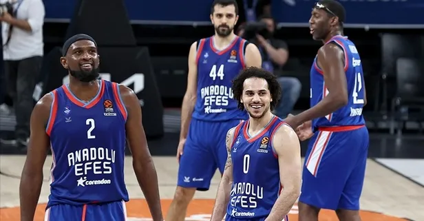 Partizan - Anadolu Efes maçı saat kaçta, şifresiz canlı hangi kanaldan izlenir? EuroLeague’de 3. hafta heyecanı!