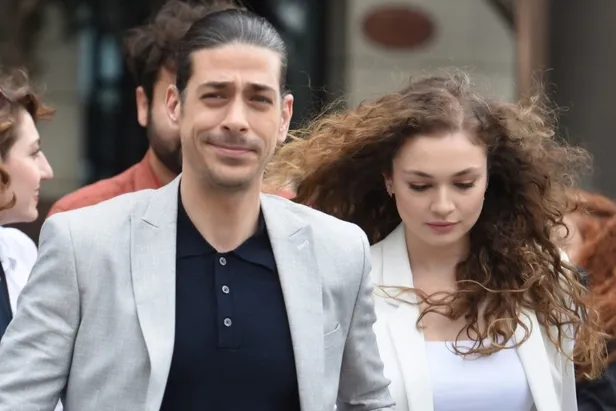 askin-tarifi-dizisi-konusu-nedir-oyunculari-kimler-kanal-dnin-yeni-dizisi-askin-tarifi-konusu-ve-oyunculari-1623689593588.jpg Aşkın Tarifi dizisi konusu nedir, oyuncuları kimler? Aşkın Tarifi hangi diziden uyarlama?-5