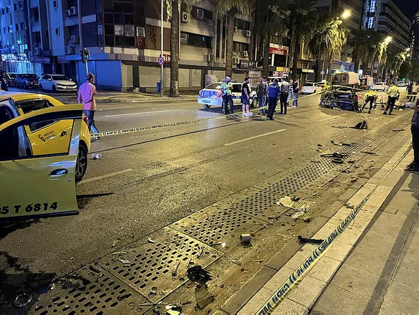 İzmir'de taksinin çarptığı kağıt toplayıcısı öldü-4