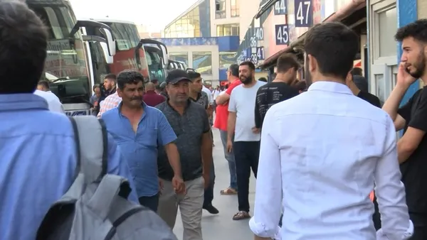 9-gunluk-tatil-oncesi-vatandaslar-otogara-akin-etti-1657209360231.jpg 9 günlük tatil öncesi vatandaşlar otogara akın etti-4