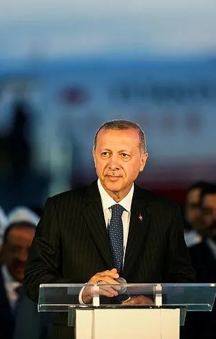 Başkan Erdoğan: Havalimanı değil zafer anıtı
