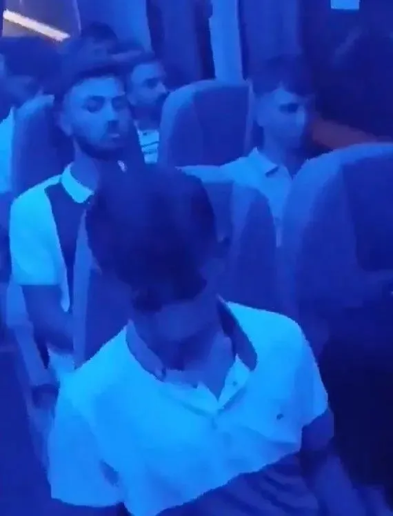 once-mersin-simdi-de-agri-pkk-halayli-sistematik-provokasyon-1721888412082.jpeg Gözaltına alınan bölücüler ʺÖlürüm Türkiyemʺ dinletilerek emniyete götürüldü