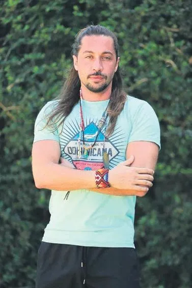 yilin-ilk-bombasi-sevval-sahin-eski-sevgilisi-yigit-marcus-aral-ile-aska-tekrar-yelken-acti-cift-yeni-yili-ber-1704053041939.jpeg Yılın ilk bombası! Şevval Şahin, eski sevgilisi Yiğit Marcus Aral ile aşka tekrar yelken açtı | Çift yeni yılı beraber kutladı-4