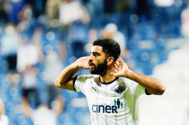 Son dakika: Trabzonspor Umut Bozok'u açıkladı!