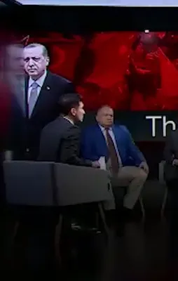 TRT World sunucusu İmran Garda'dan efsane kapak